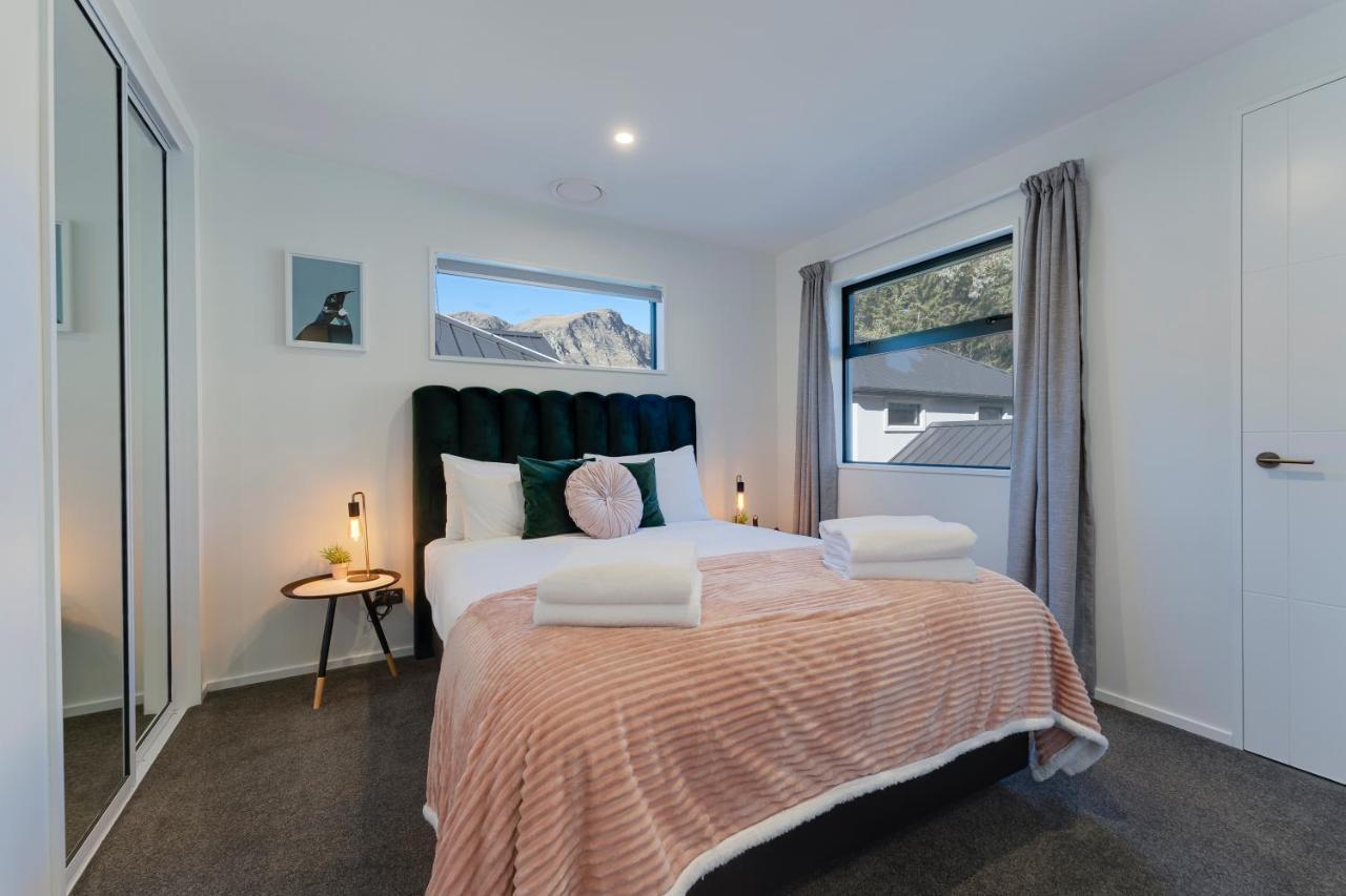 Arthurs Point Retreat - With Hot Tub Queenstown Exterior foto